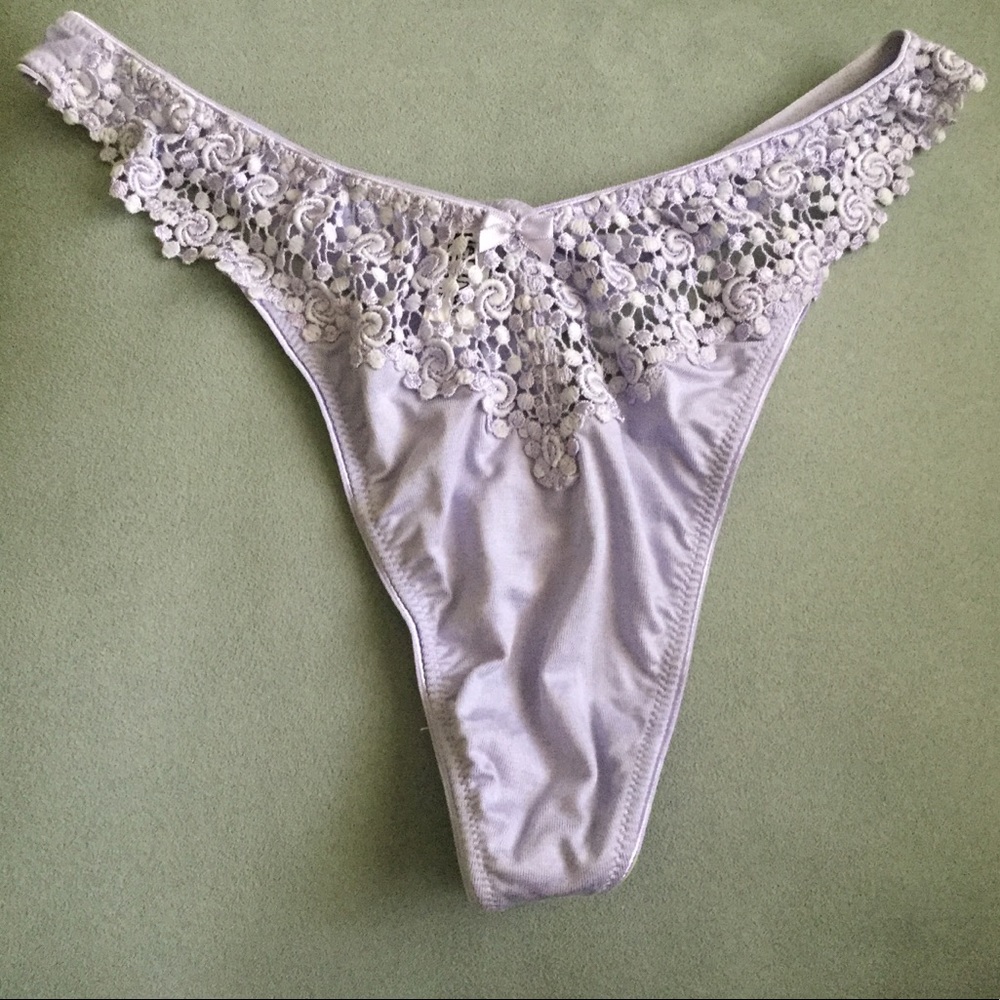 Felina Thong Panties Size L - NWOT